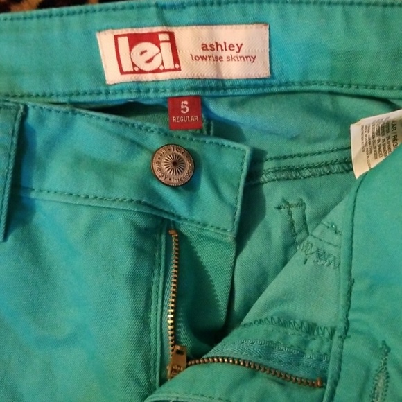 Pants - Picture 2 of 3